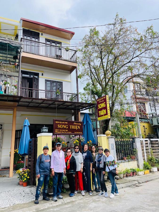 Song Thien Homestay Хойан Экстерьер фото